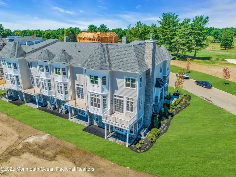 174 Eagle Way Eatontown, NJ 07724