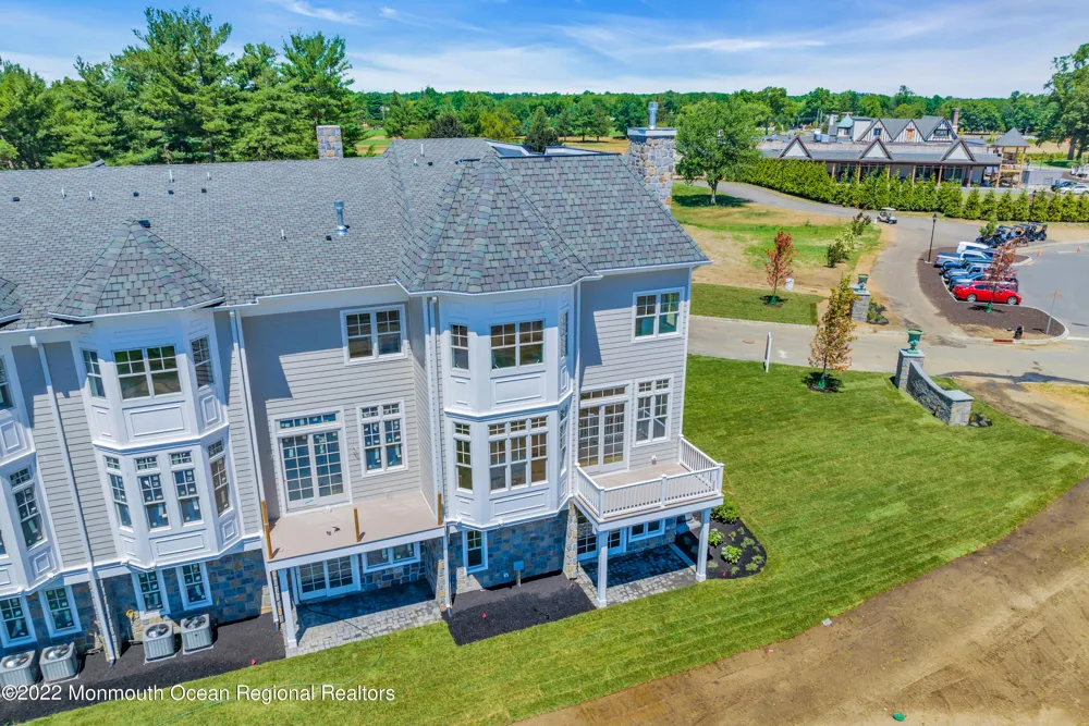 174 Eagle Way Eatontown, NJ 07724