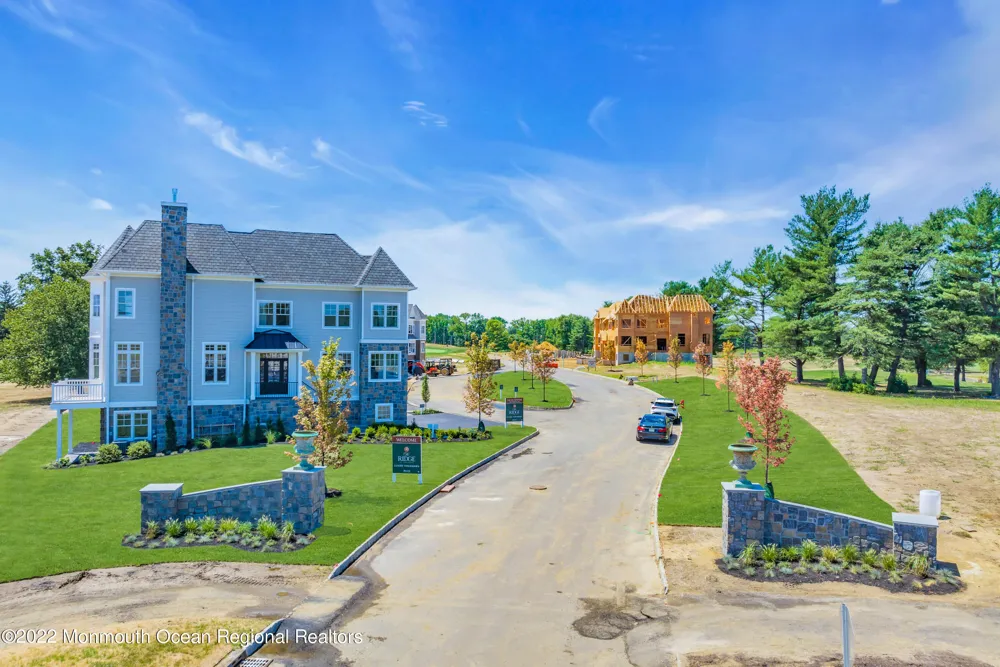 174 Eagle Way Eatontown, NJ 07724