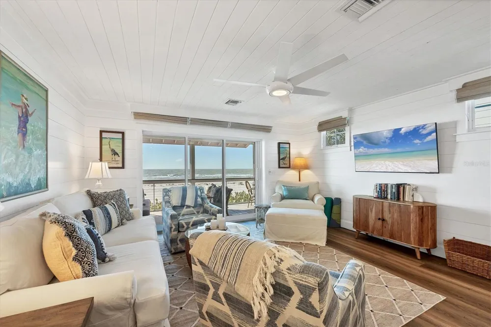 290 GULF BOULEVARD #17 Boca Grande, FL 33921