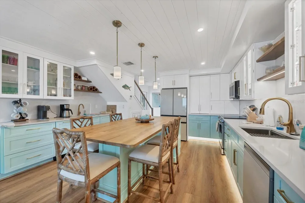 290 GULF BOULEVARD #17 Boca Grande, FL 33921