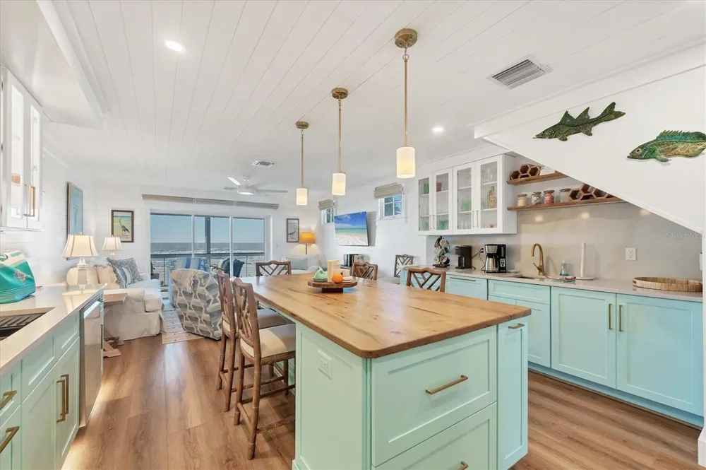 290 GULF BOULEVARD #17 Boca Grande, FL 33921