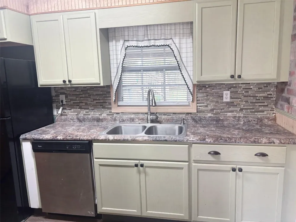 512 GREEN CIRCLE Fort Meade, FL 33841