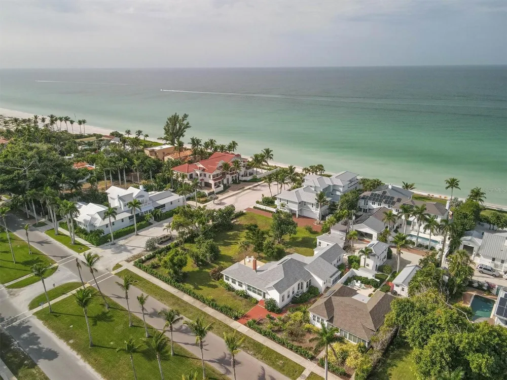 231 GILCHRIST AVENUE Boca Grande, FL 33921