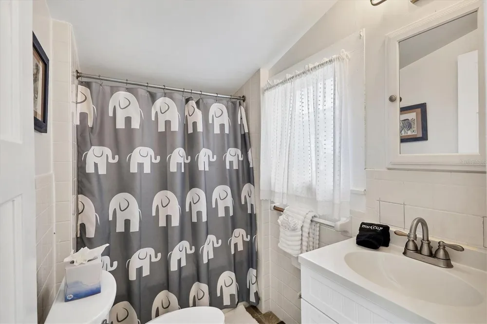 231 GILCHRIST AVENUE Boca Grande, FL 33921