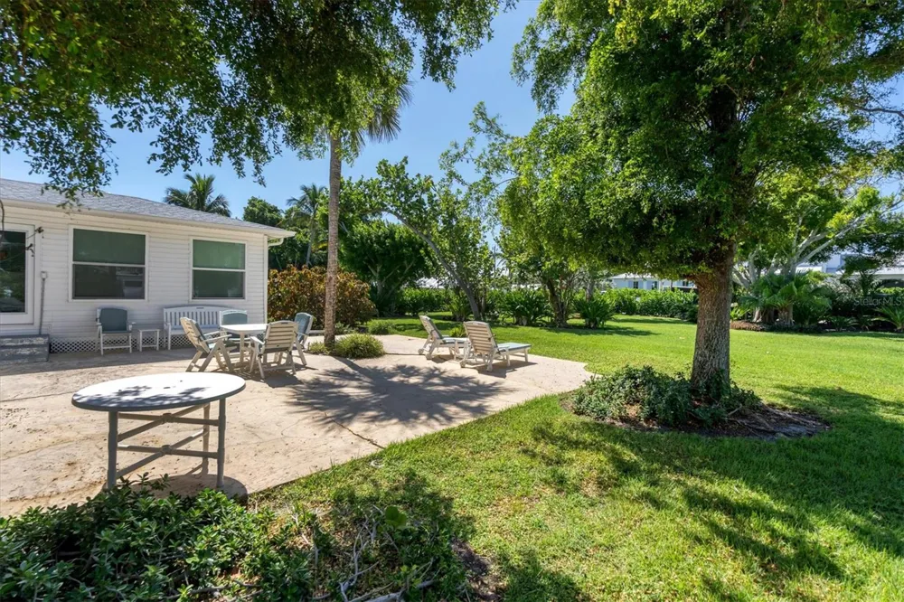 231 GILCHRIST AVENUE Boca Grande, FL 33921