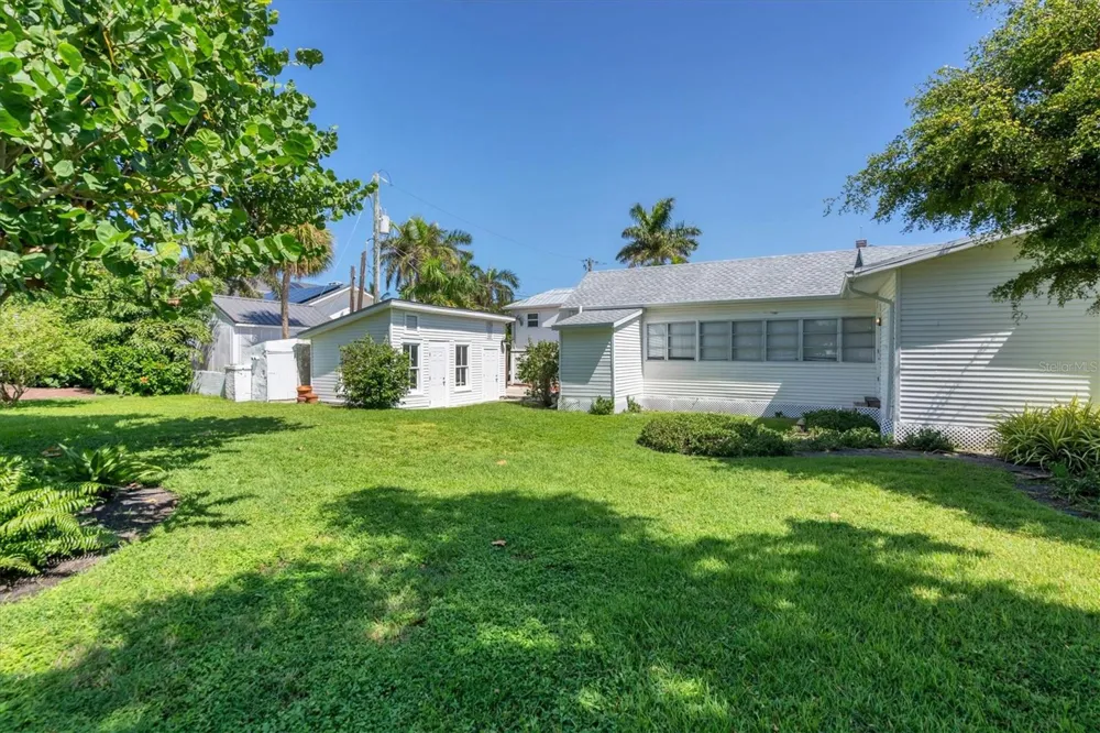 231 GILCHRIST AVENUE Boca Grande, FL 33921