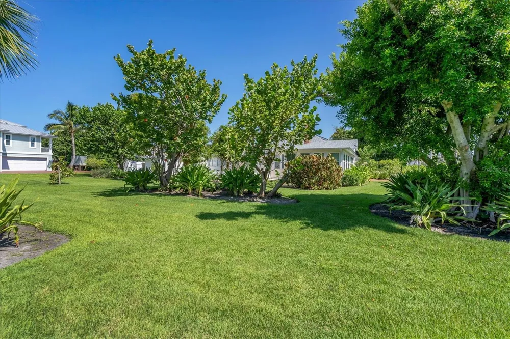 231 GILCHRIST AVENUE Boca Grande, FL 33921