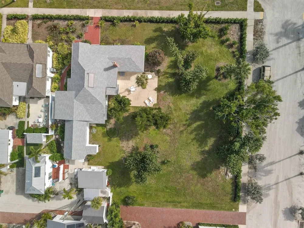 231 GILCHRIST AVENUE Boca Grande, FL 33921