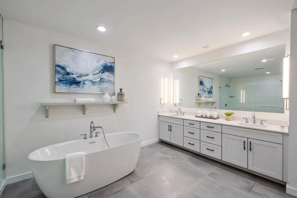 920 OSCEOLA AVENUE #703 Clearwater, FL 33755