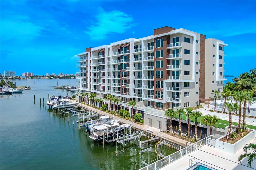 920 OSCEOLA AVENUE #703 Clearwater, FL 33755