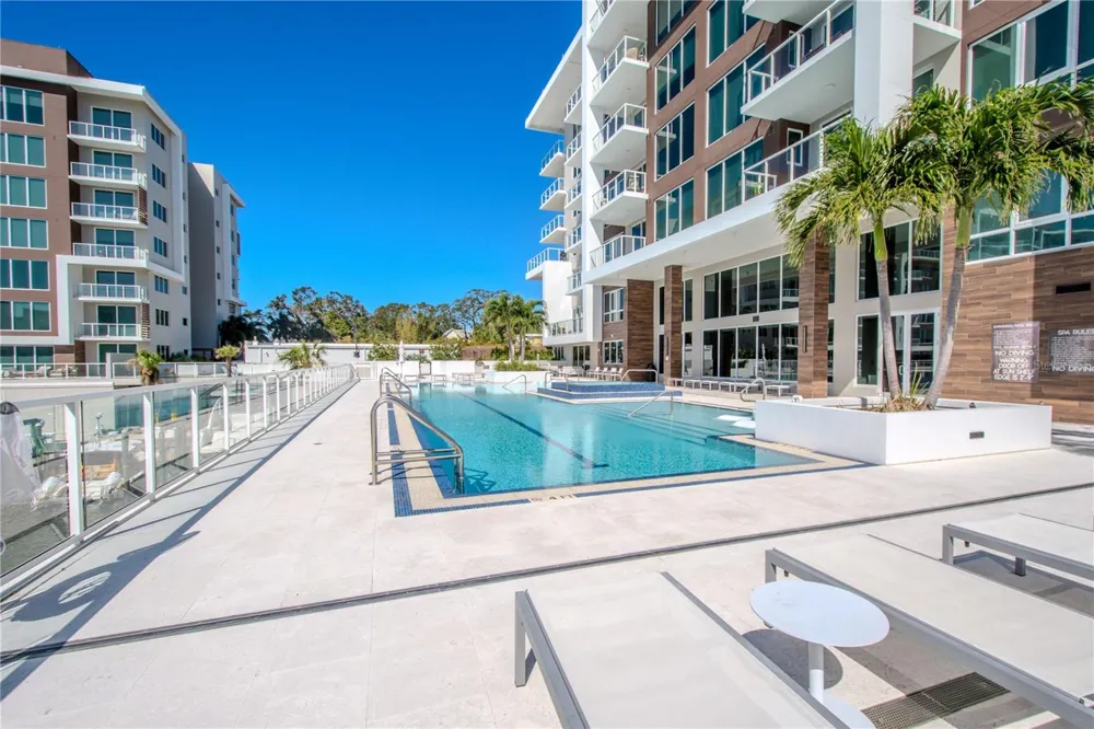 920 OSCEOLA AVENUE #703 Clearwater, FL 33755