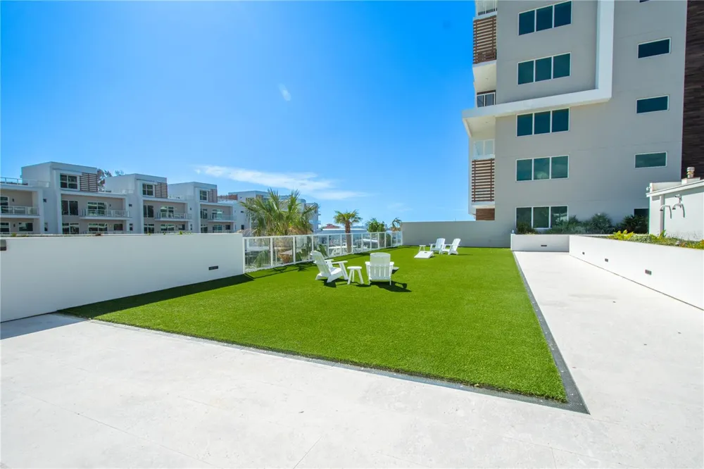 920 OSCEOLA AVENUE #703 Clearwater, FL 33755
