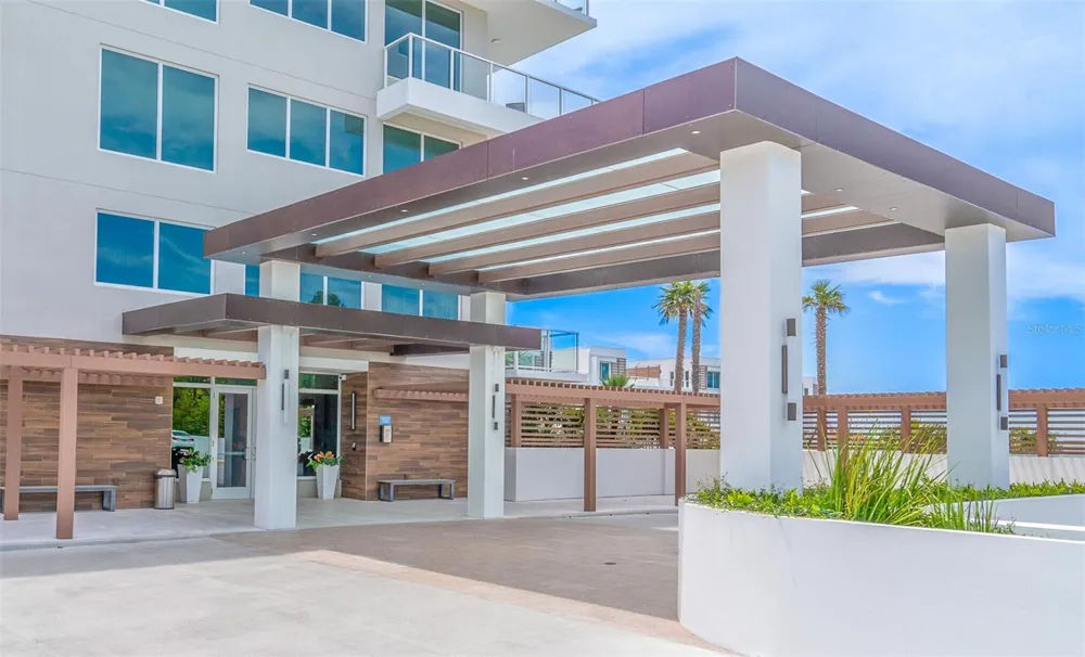 920 OSCEOLA AVENUE #703 Clearwater, FL 33755