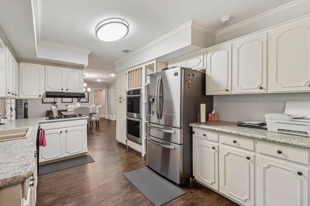 1213 W Tarrant Road Grand Prairie, TX 75050
