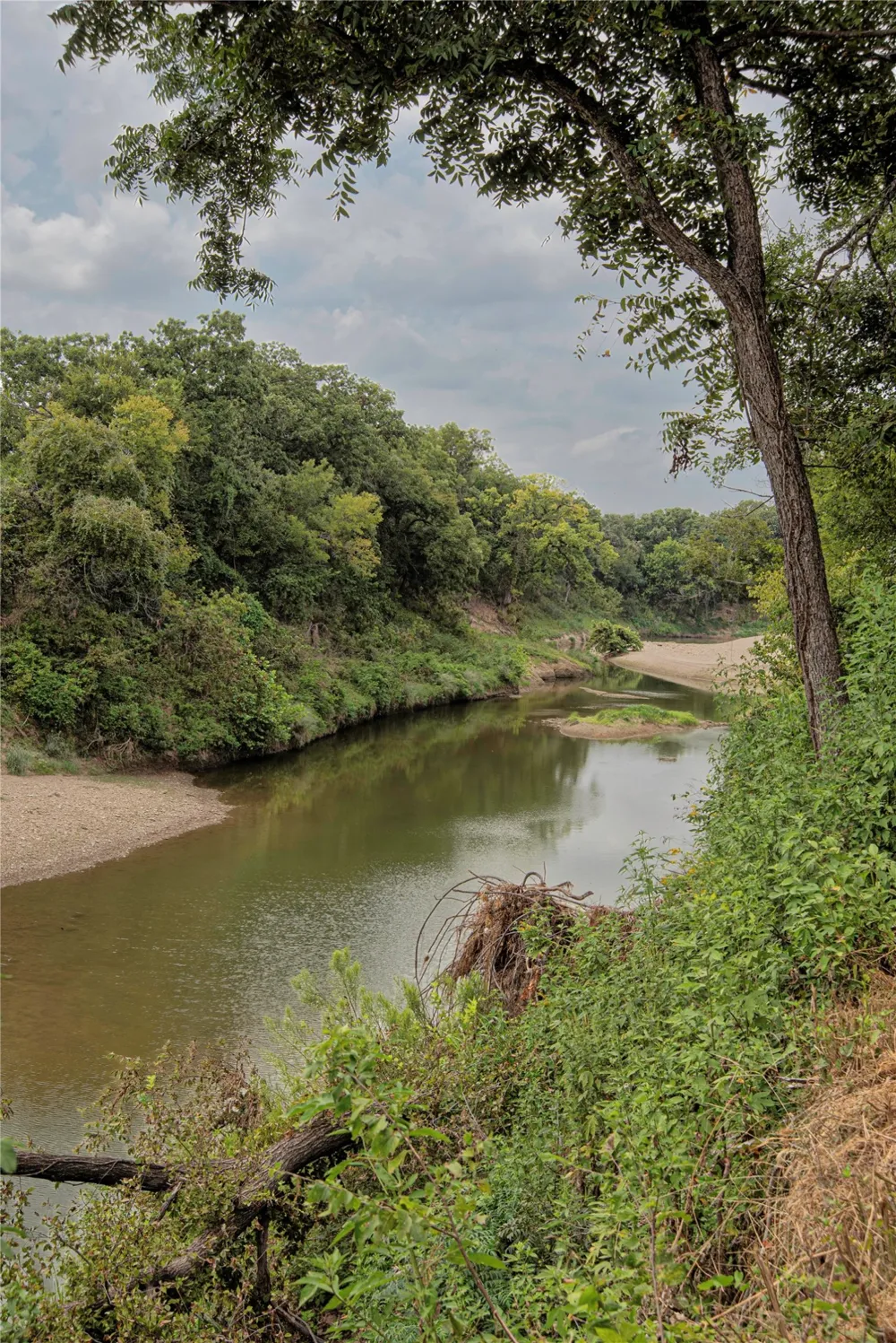 395 County Road 2530 Meridian, TX 76665