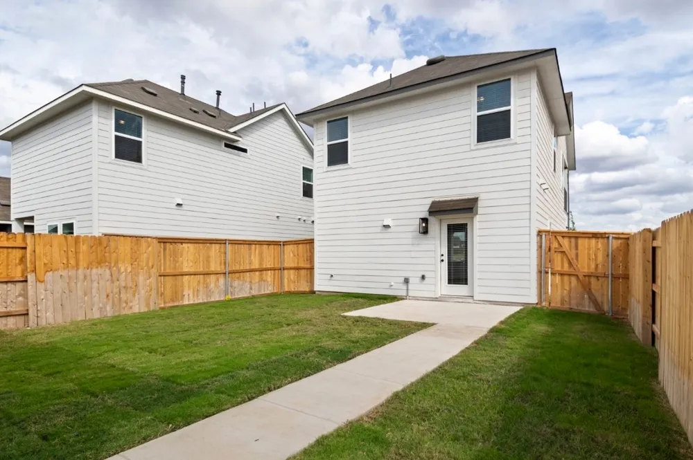 1632 Esplanade Parkway San Marcos, TX 78666
