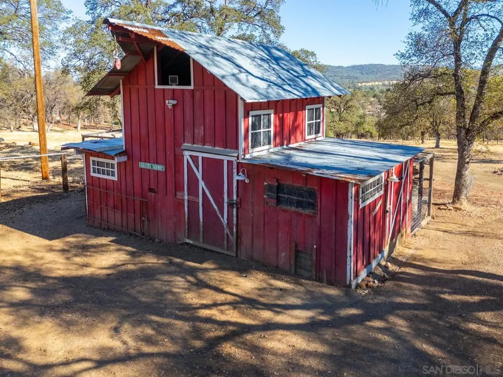 135 Sunny Hills Rd Bangor, CA 95914