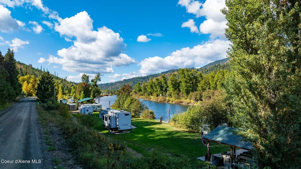8644 Railroad Grade Road St. Maries, ID 83861