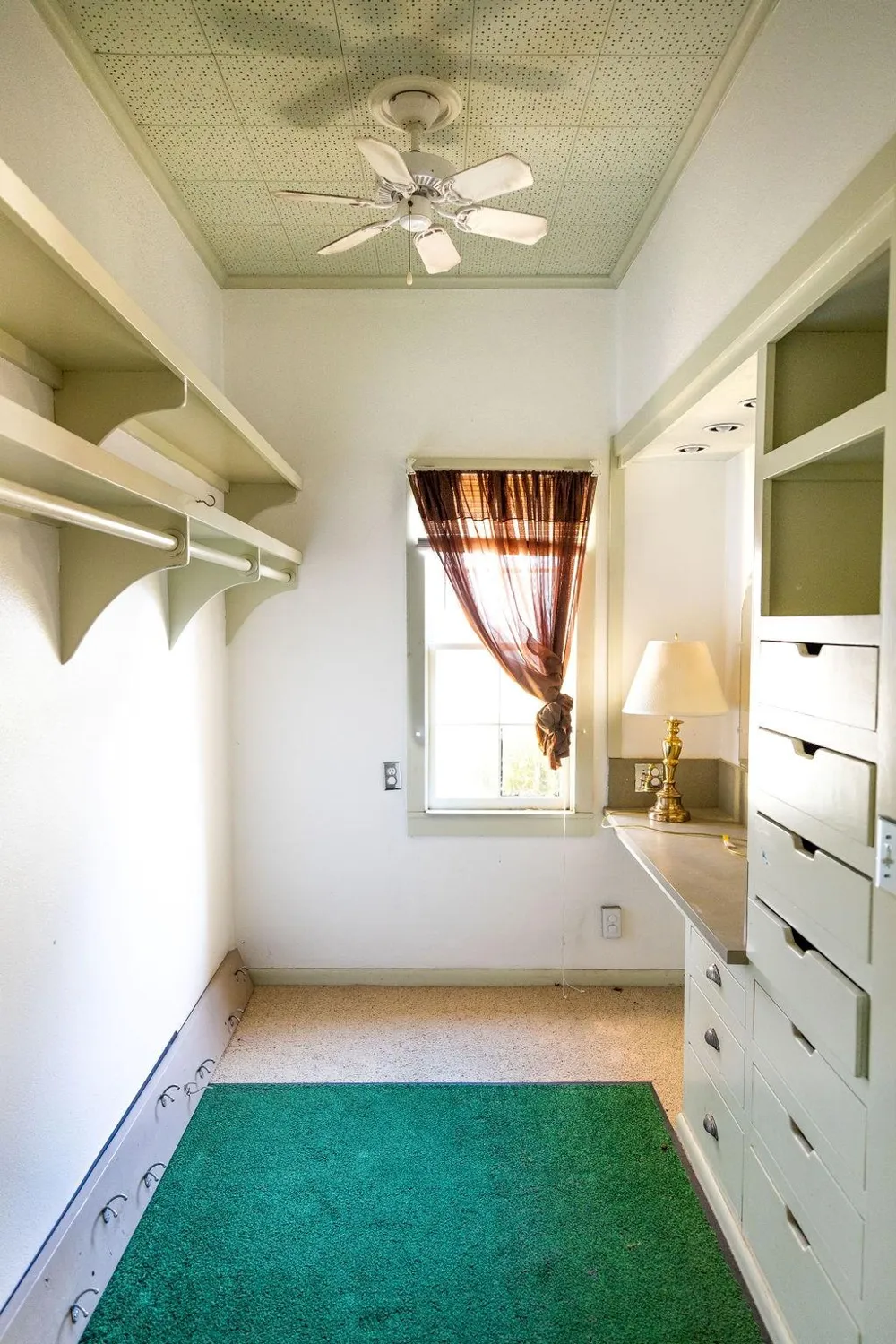 208 West Putnum Avenue Ganado, TX 77962