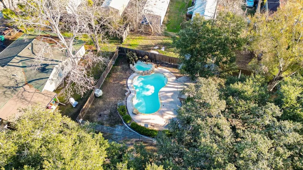 208 West Putnum Avenue Ganado, TX 77962
