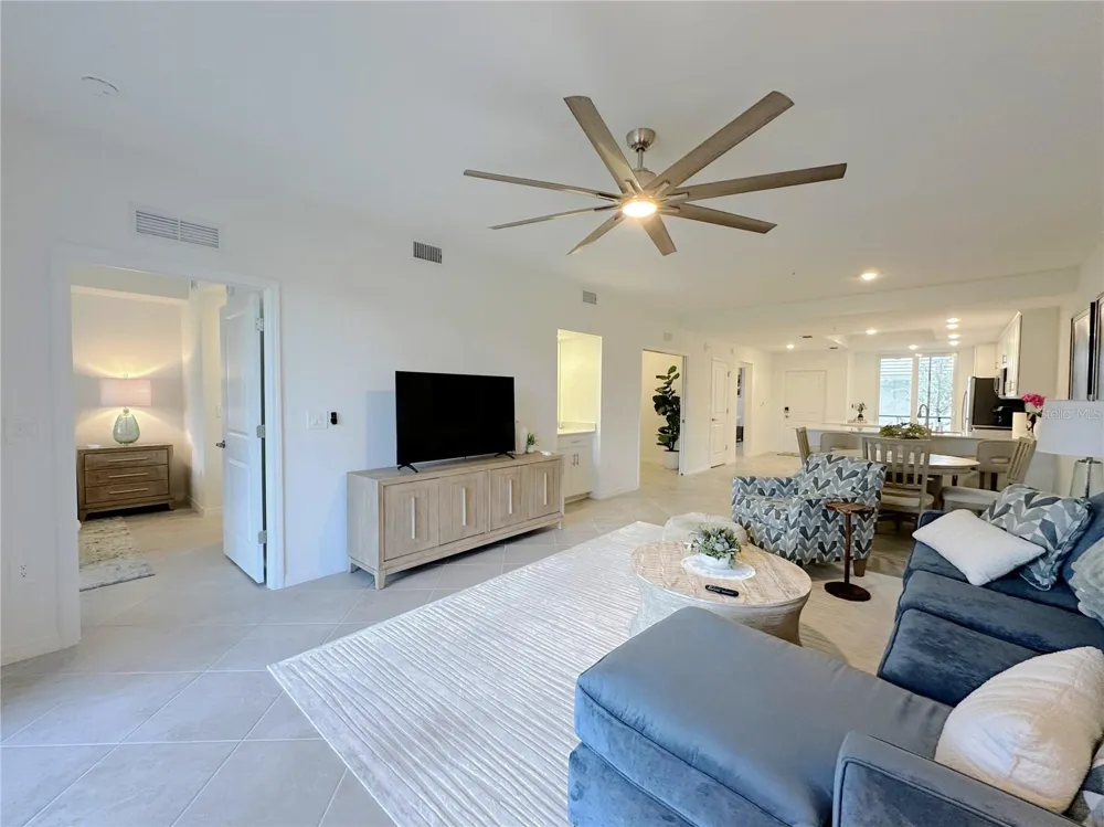 14221 HERITAGE LANDING BOULEVARD #2017 Punta Gorda, FL 33955