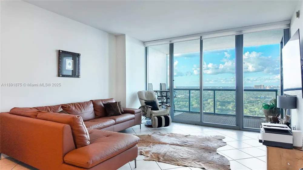 601 NE 36th St #2206 Miami, FL 33137