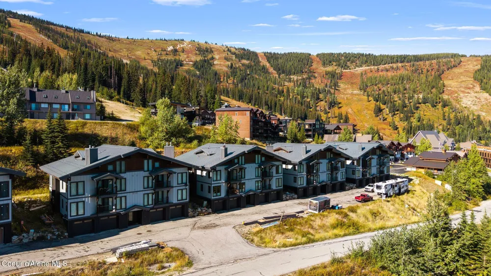 155 Crystal Springs Road #401 Sandpoint, ID 83864