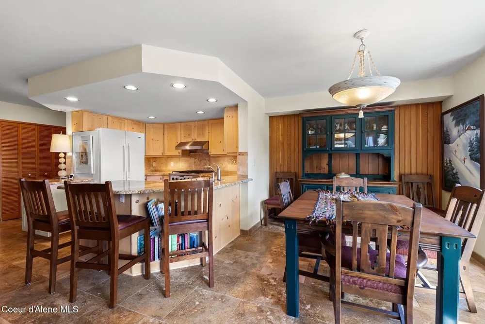 155 Crystal Springs Road #401 Sandpoint, ID 83864