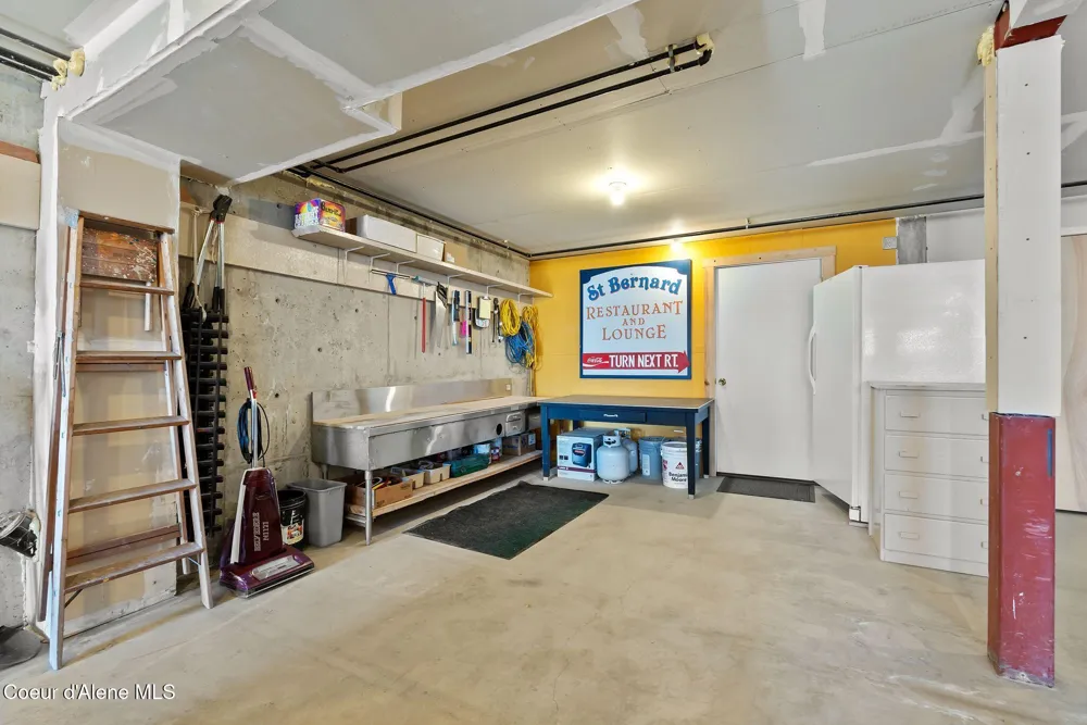 155 Crystal Springs Road #401 Sandpoint, ID 83864