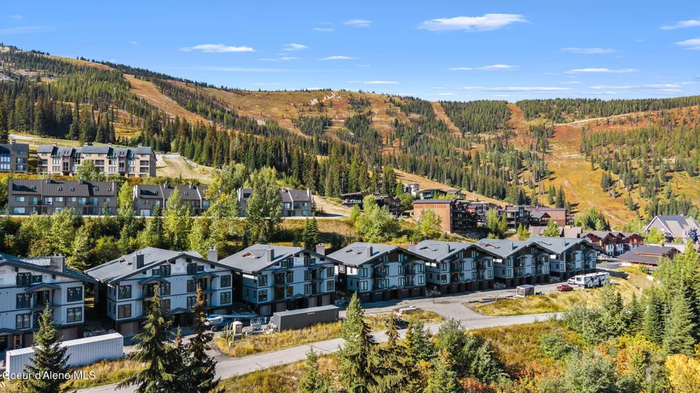 155 Crystal Springs Road #401 Sandpoint, ID 83864