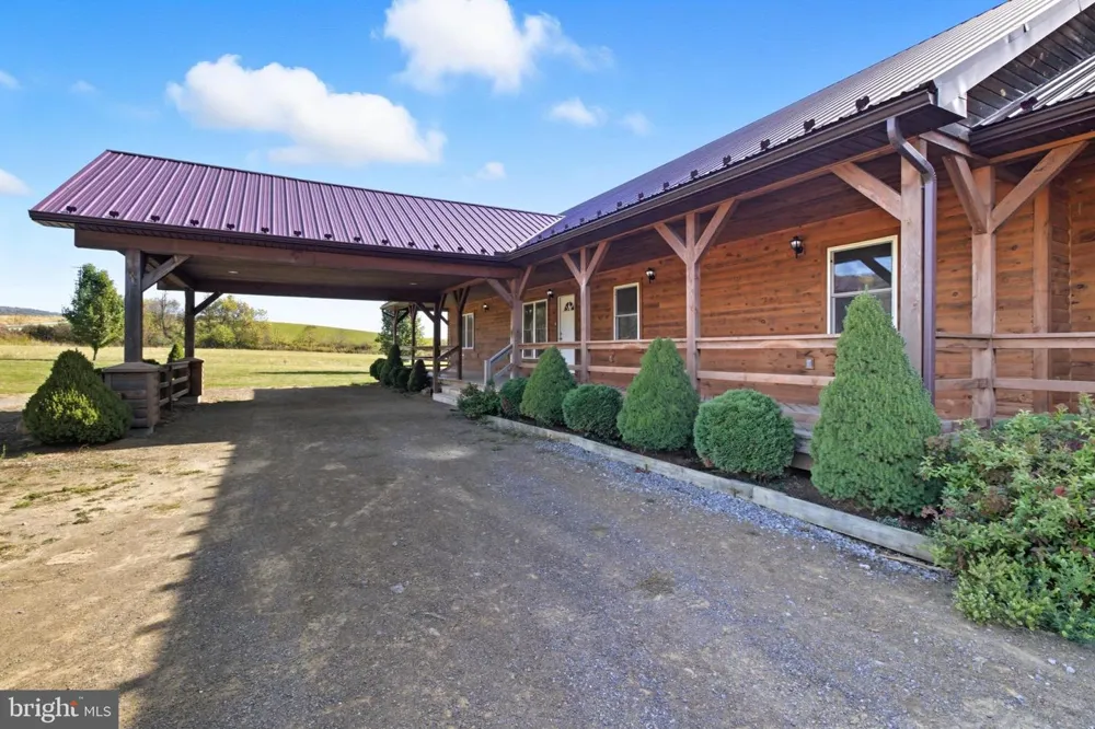 107 LINKIN PARK DRIVE Spring Mills, PA 16875