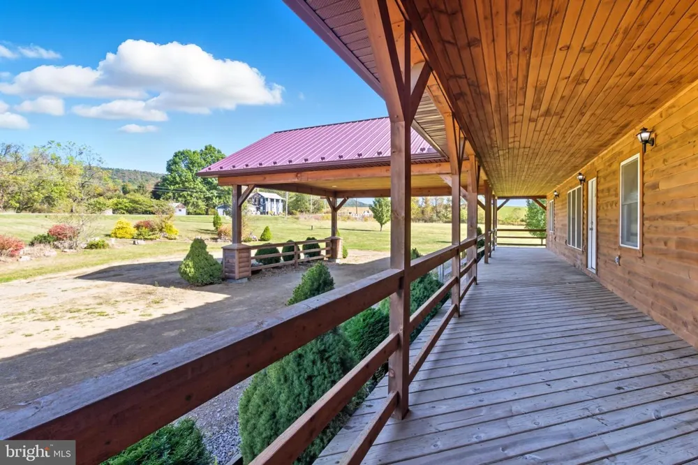 107 LINKIN PARK DRIVE Spring Mills, PA 16875