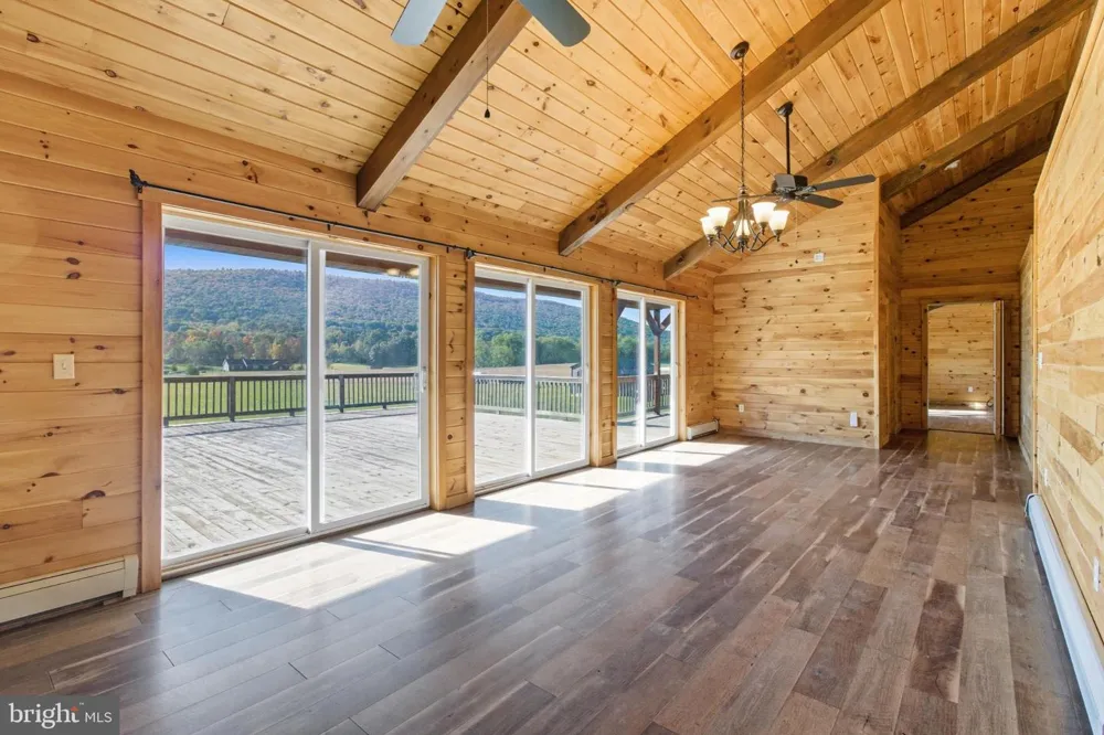 107 LINKIN PARK DRIVE Spring Mills, PA 16875