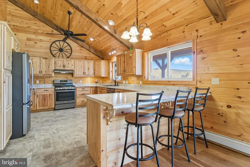107 LINKIN PARK DRIVE Spring Mills, PA 16875