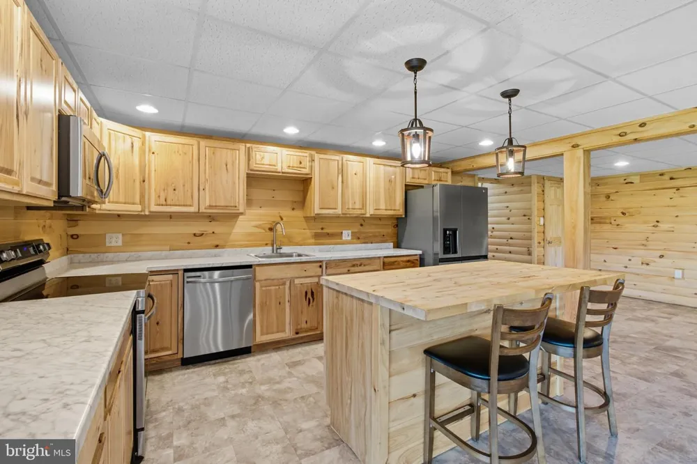 107 LINKIN PARK DRIVE Spring Mills, PA 16875