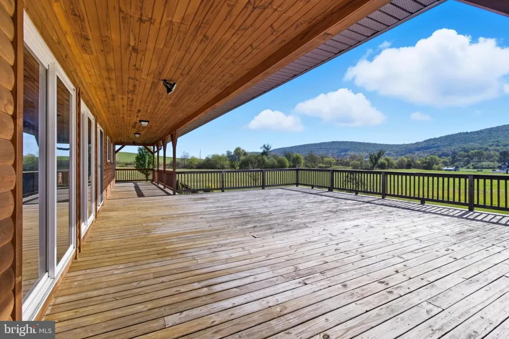107 LINKIN PARK DRIVE Spring Mills, PA 16875
