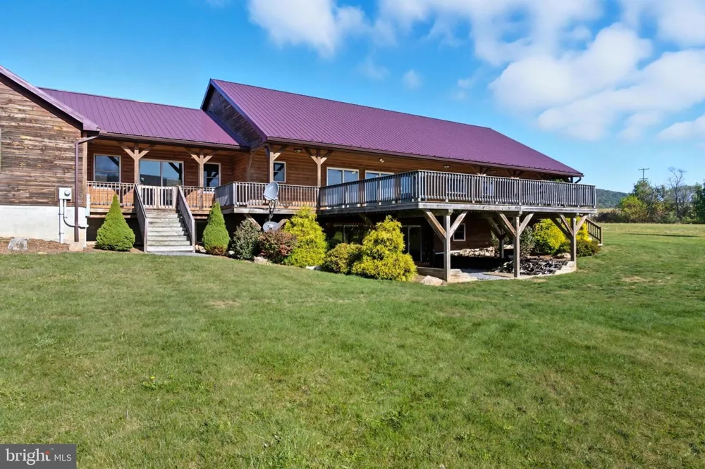 107 LINKIN PARK DRIVE Spring Mills, PA 16875