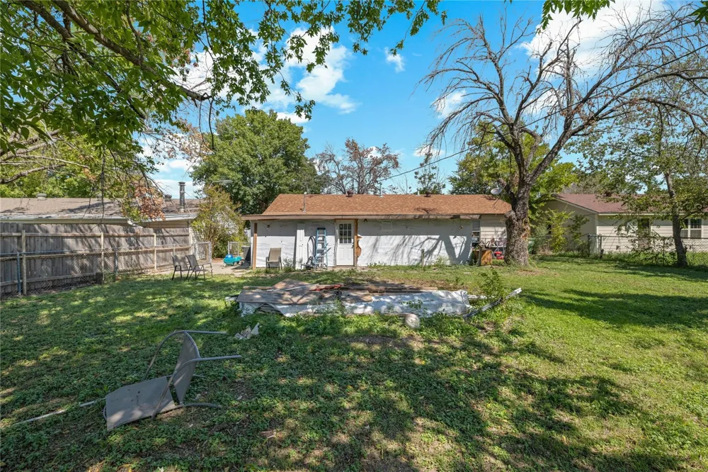 8417 Omaha Drive White Settlement, TX 76108