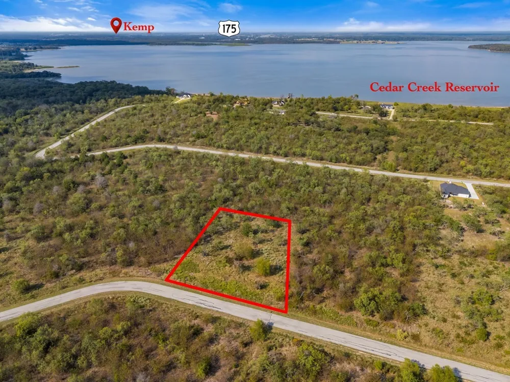 8073 Big Water Lane Kemp, TX 75143