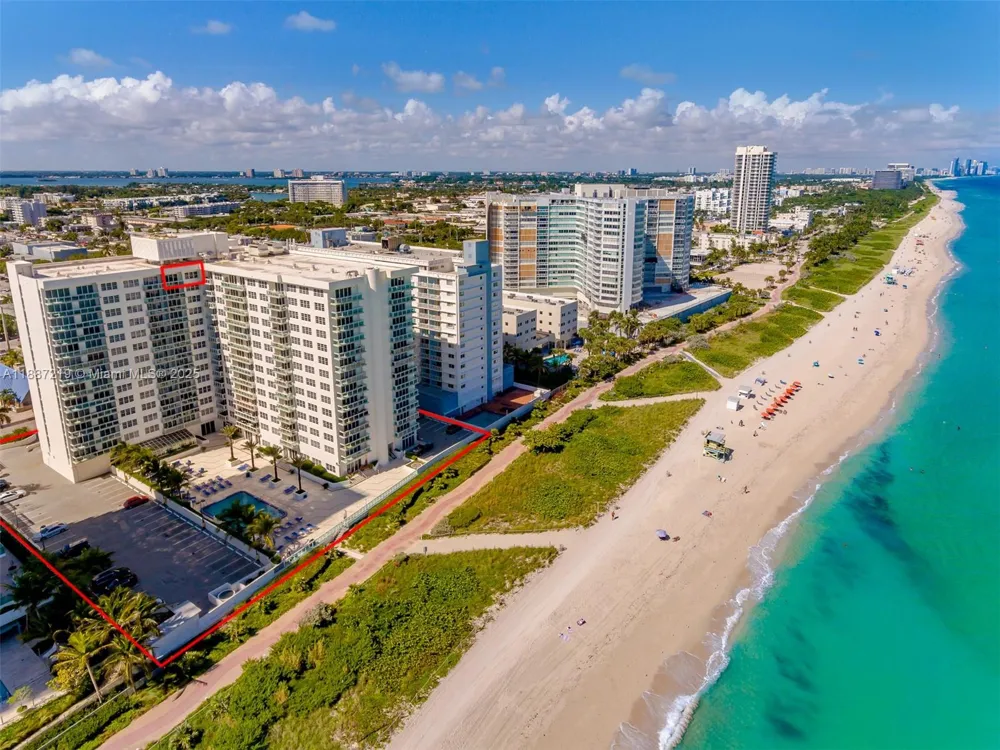 6917 Collins Ave #PH09 Miami Beach, FL 33141