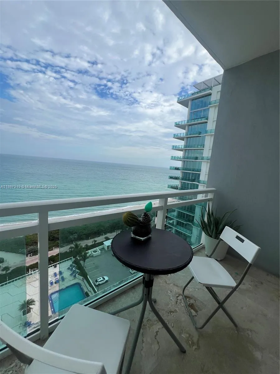 6917 Collins Ave #PH09 Miami Beach, FL 33141