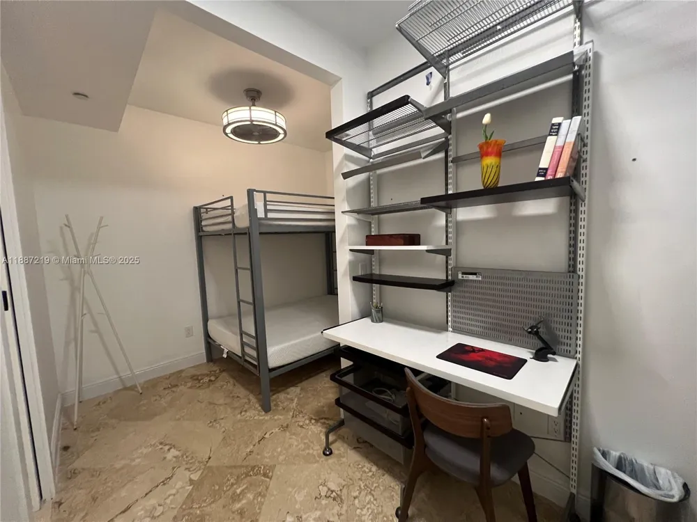 6917 Collins Ave #PH09 Miami Beach, FL 33141