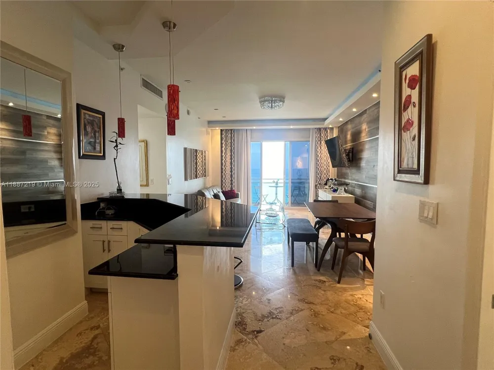 6917 Collins Ave #PH09 Miami Beach, FL 33141
