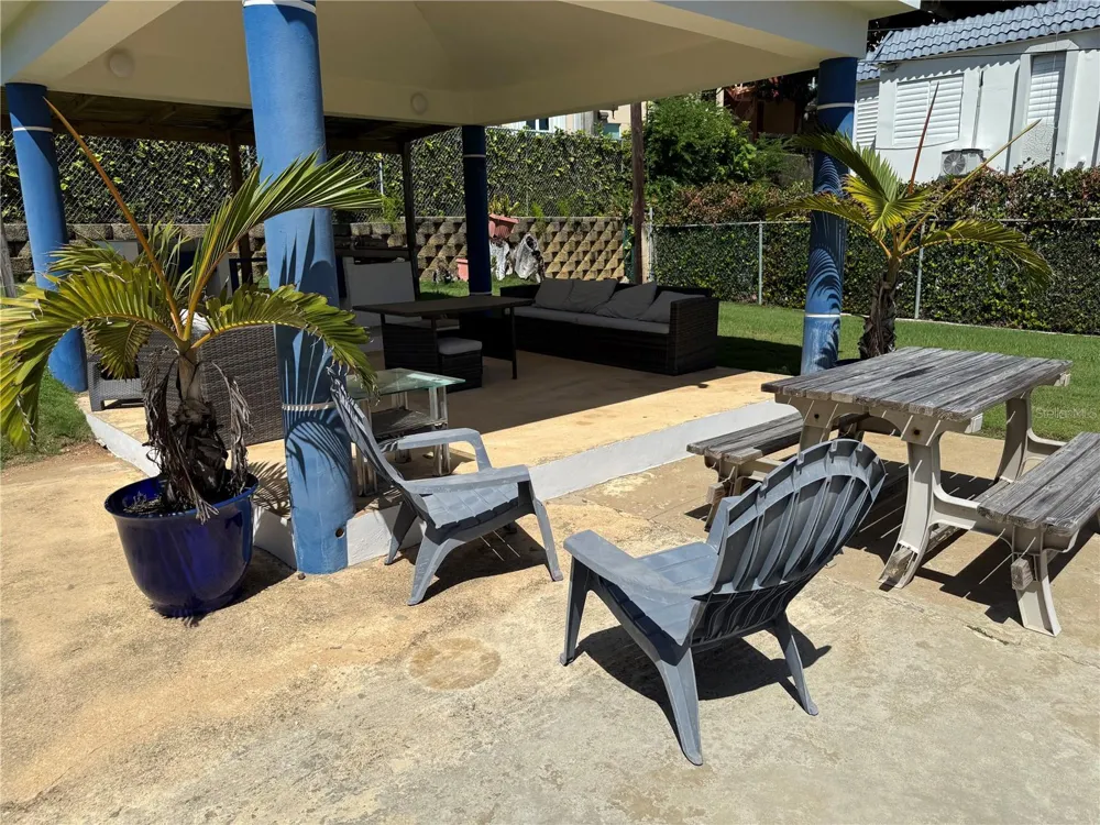 COND. LAS CABANAS CARR 466 KM 8.9 #D2 Isabela, PR 00662