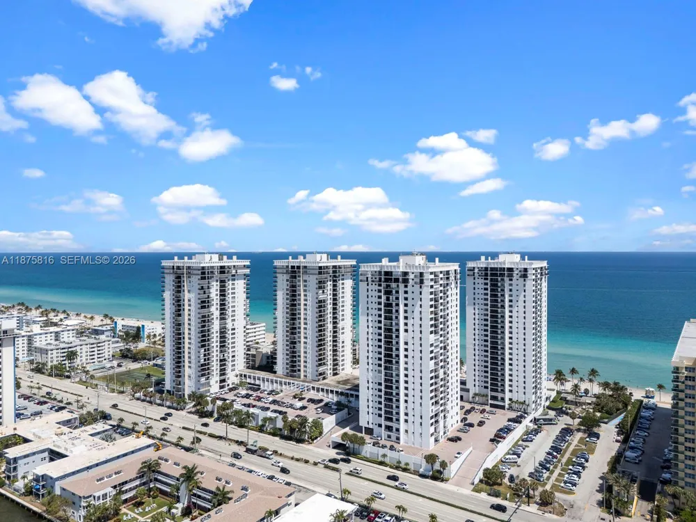 2301 S Ocean Dr #307 Hollywood, FL 33019