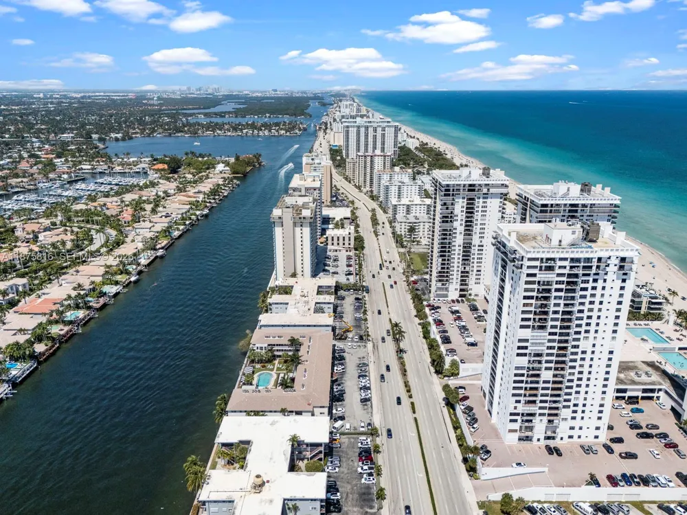 2301 S Ocean Dr #307 Hollywood, FL 33019