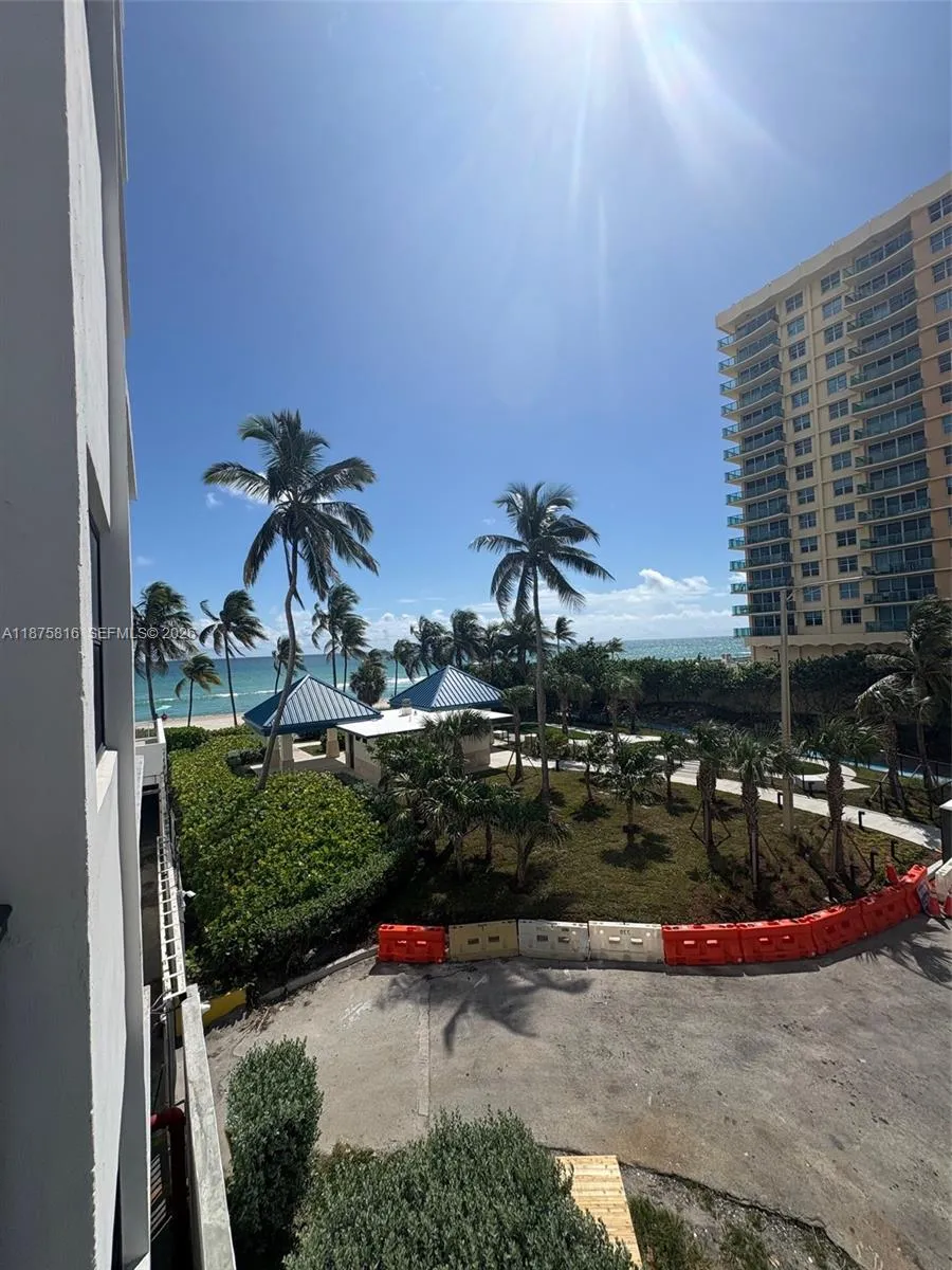 2301 S Ocean Dr #307 Hollywood, FL 33019