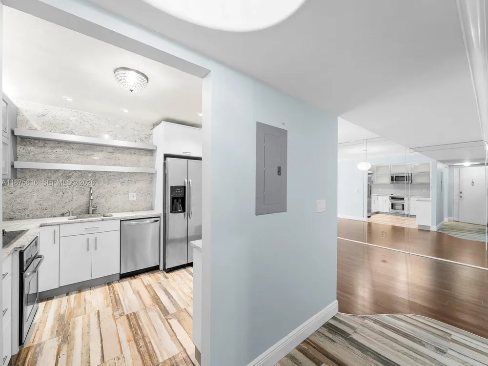 2301 S Ocean Dr #307 Hollywood, FL 33019