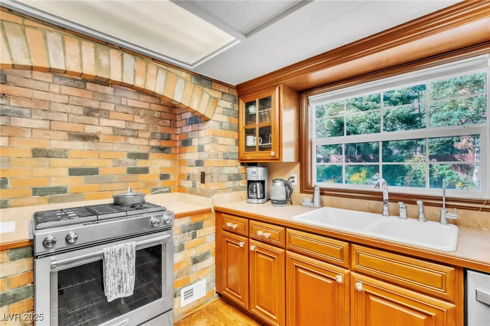 4063 Zugspitz Way Mount Charleston, NV 89124
